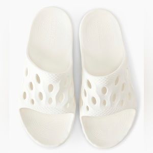 NIB Merrell Foam Slide